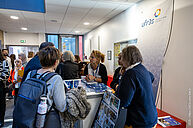 Photo d'illustration : stand formations et métiers, Forum d'Ilis