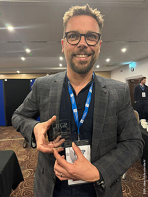 Le Dr Jan Baran s’est vu attribuer le prix de la meilleure communication